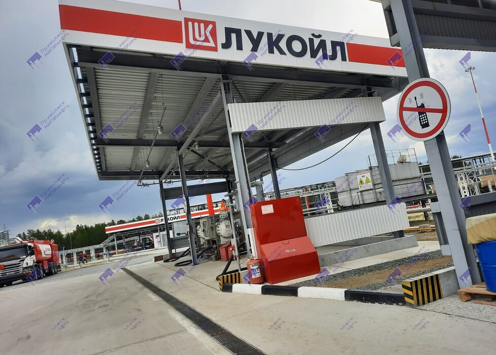 Лукойл Аэро склад ГСМ в г.Сургут, ХМАО